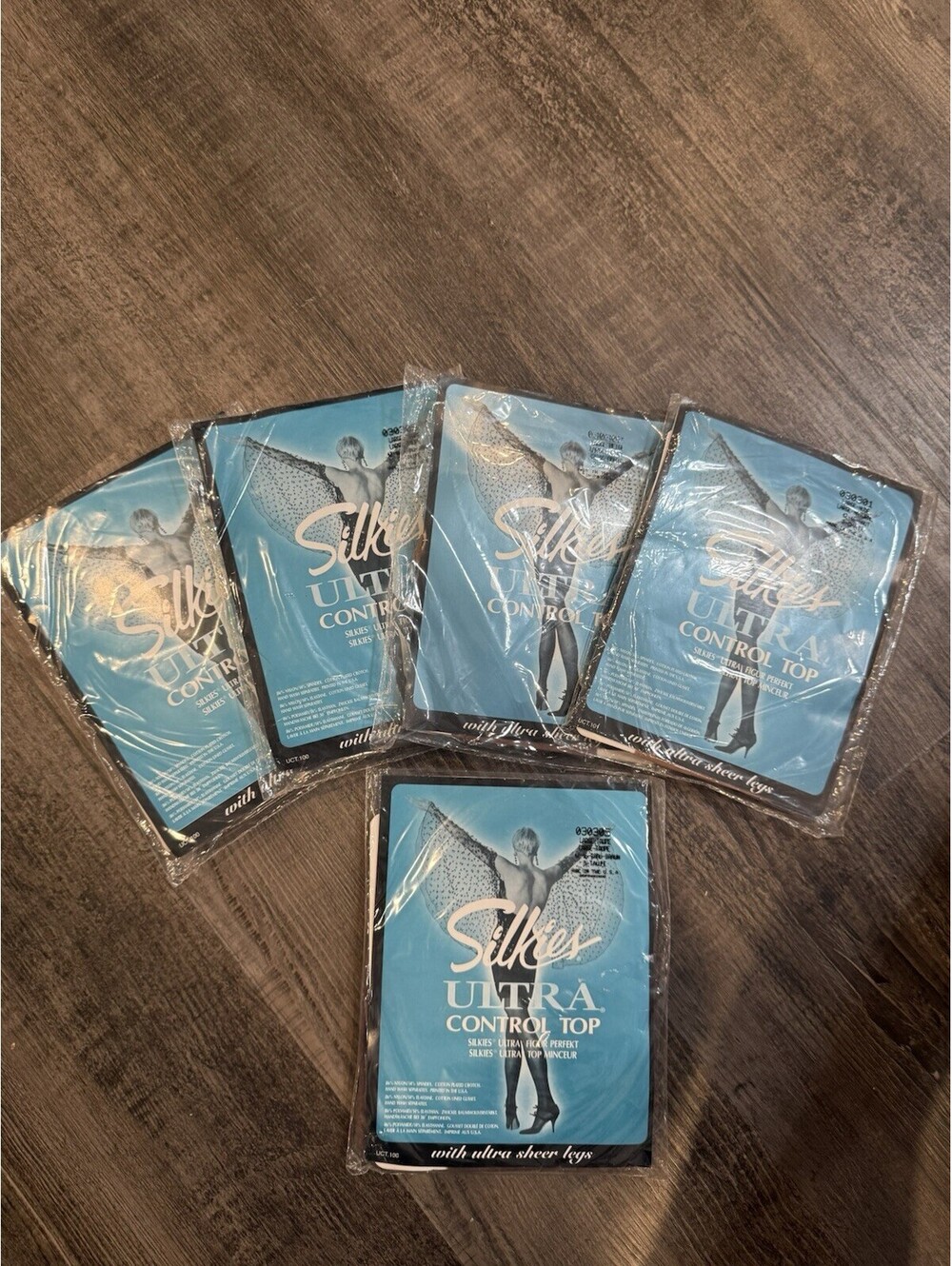 SILKIES Ultra Control Top PANTYHOSE Large Taupe Nude Beige Lot Of 5